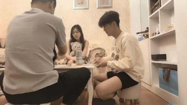 Nhậu đêm cùng người yêu bạn thân - xgvsjovc.sbs