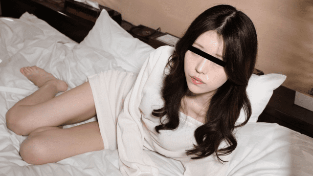 100524_01 - Em gái chân dài muốn làm người mẫu - xgvsjovc.sbs