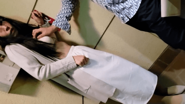 FC2_PPV_4584769 - Cô gái phải lấy thân trả nợ vì bị người tình phản bội - xgvsjovc.sbs